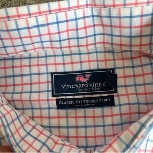 Vineyard Vines Men’s classic fit tucker shirt :size M